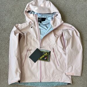 Light Pink Arc’teryx BETA SL - Size Men M